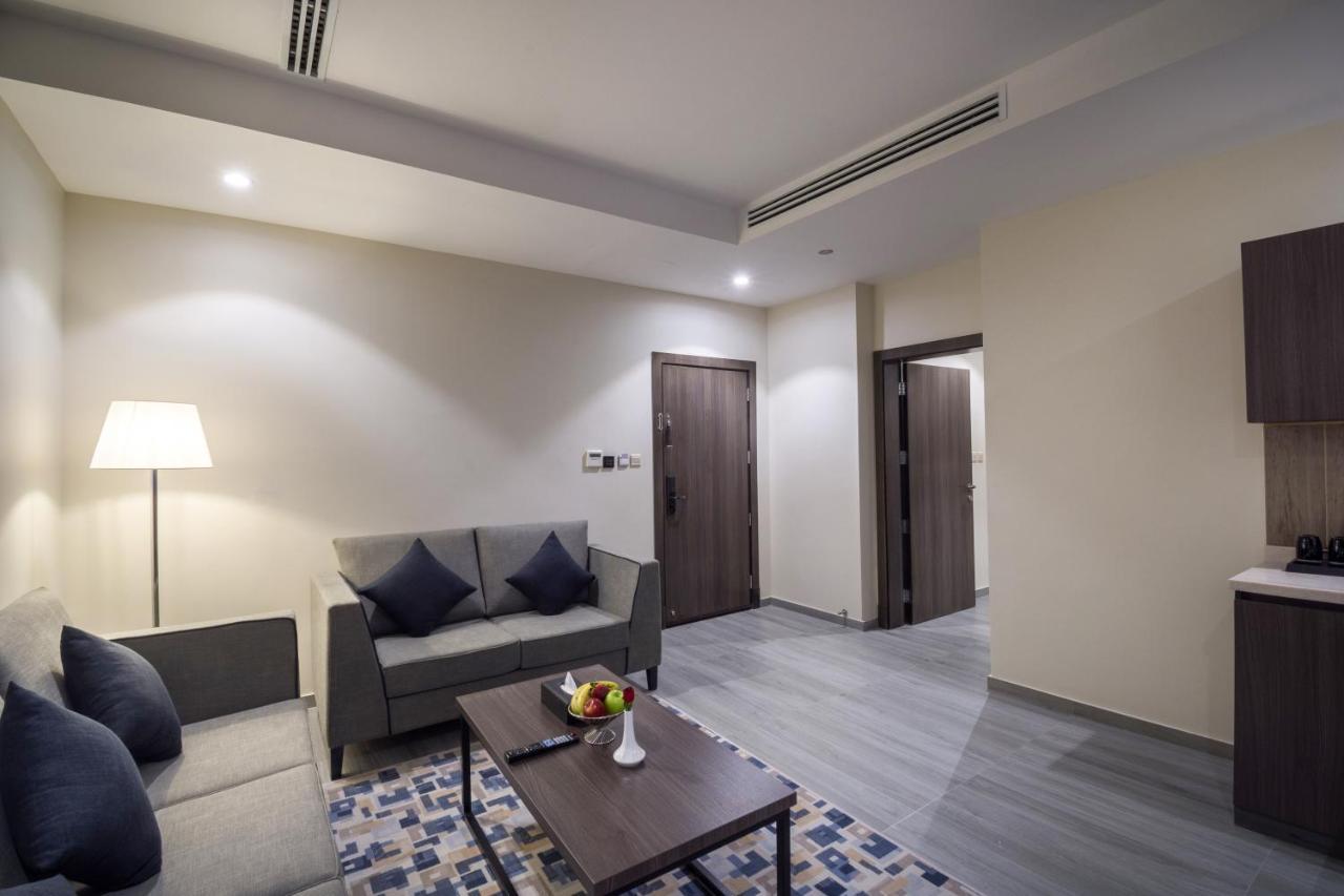 Enala Hotel - Αλ Κομπάρ Εξωτερικό φωτογραφία